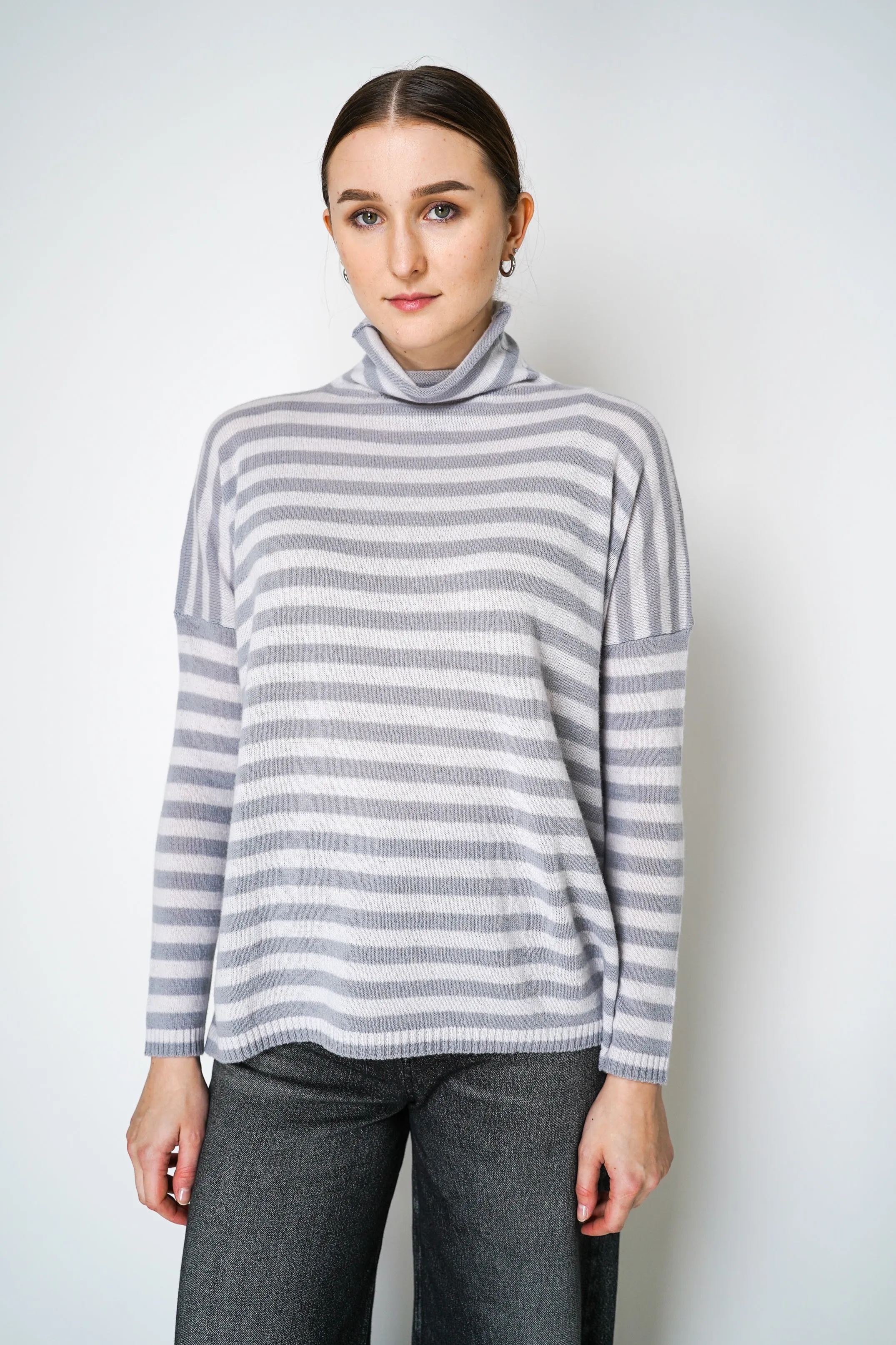 Base Milano Merino Wool Knitted Stripe Turtleneck Sweater in Grey and White