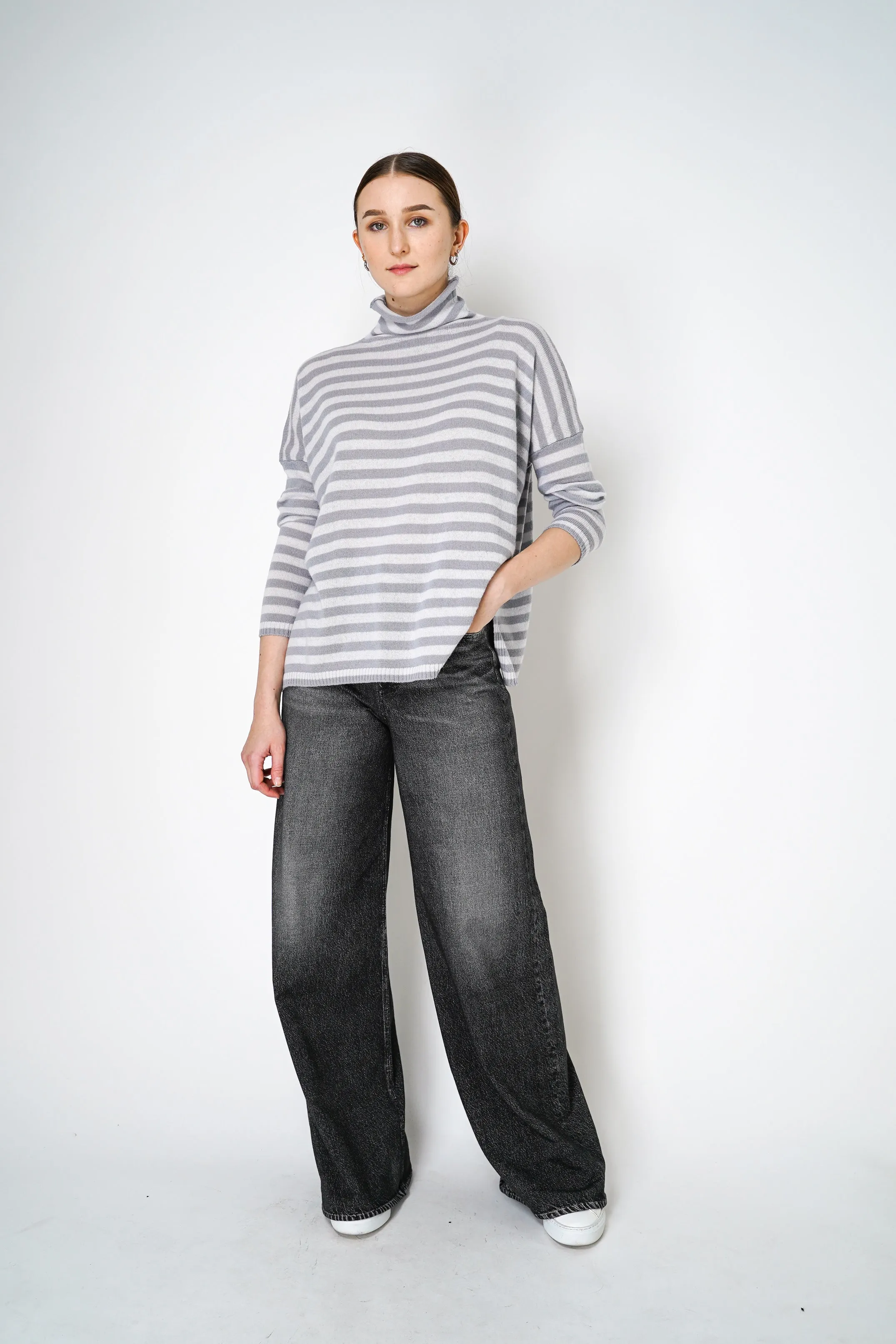 Base Milano Merino Wool Knitted Stripe Turtleneck Sweater in Grey and White