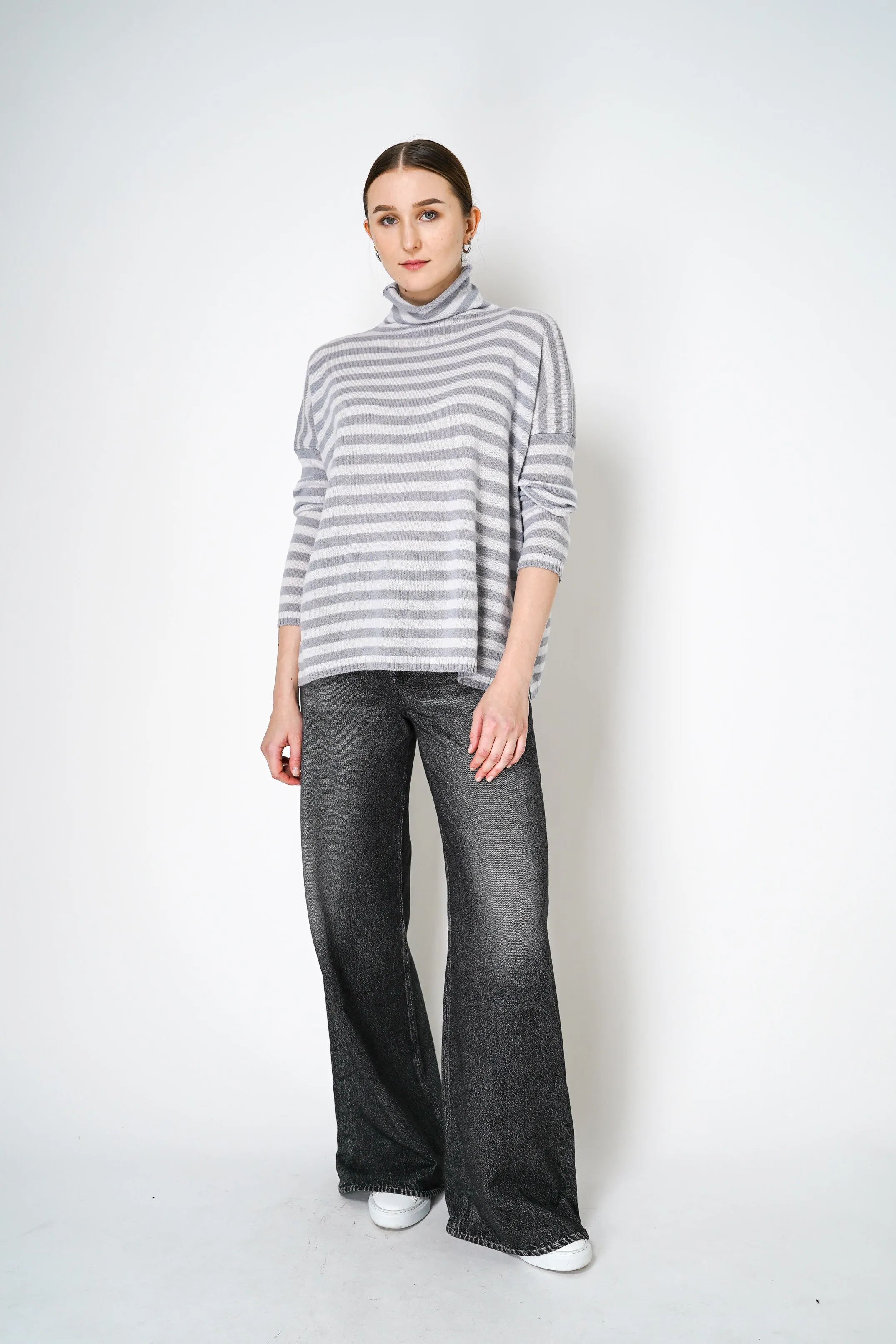 Base Milano Merino Wool Knitted Stripe Turtleneck Sweater in Grey and White
