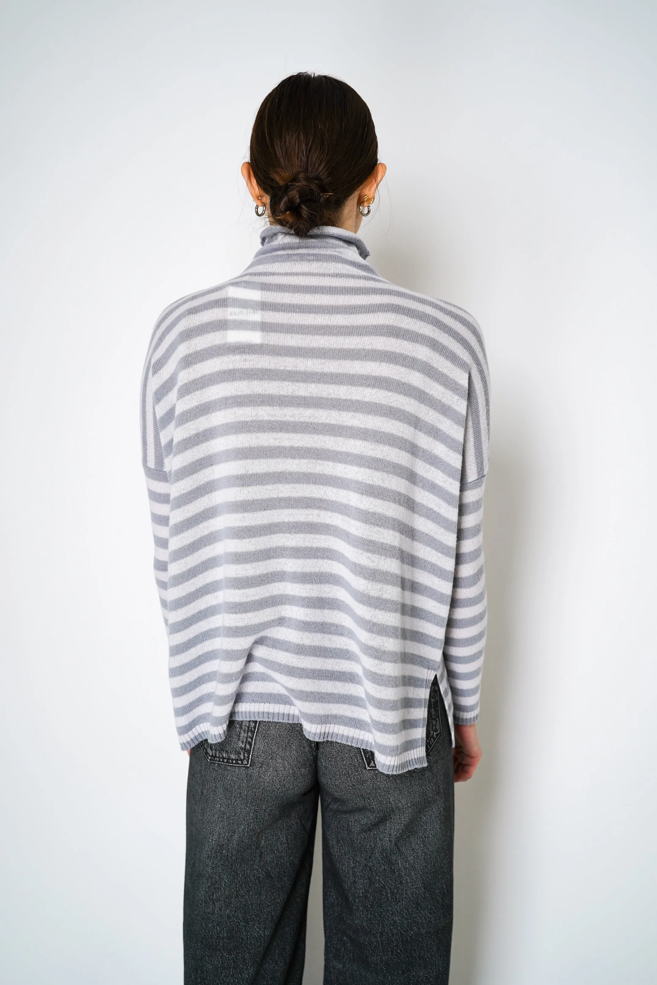 Base Milano Merino Wool Knitted Stripe Turtleneck Sweater in Grey and White
